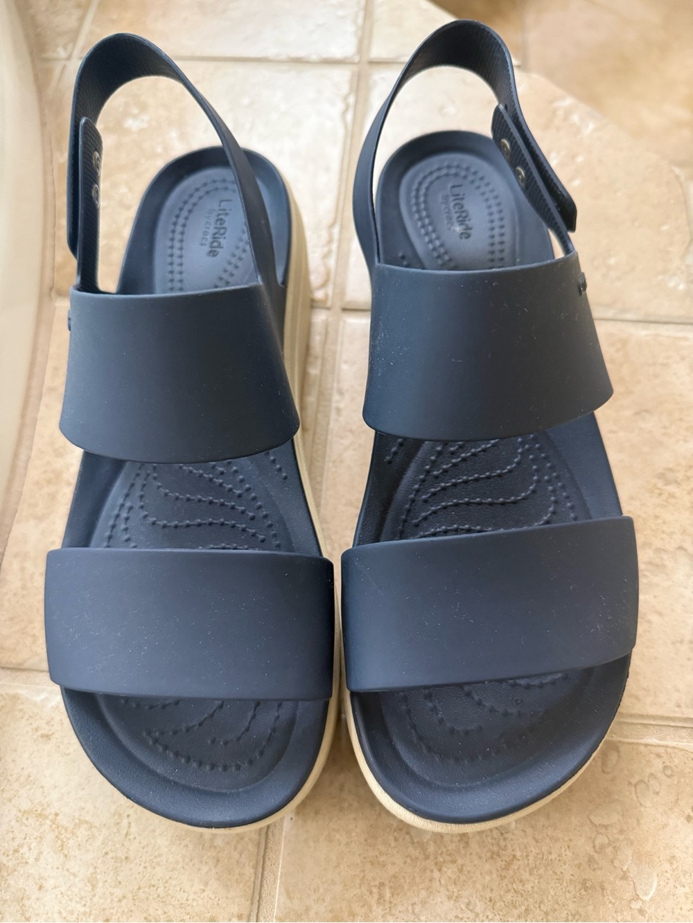 CROCS Navy Brooklyn Platform Sandals